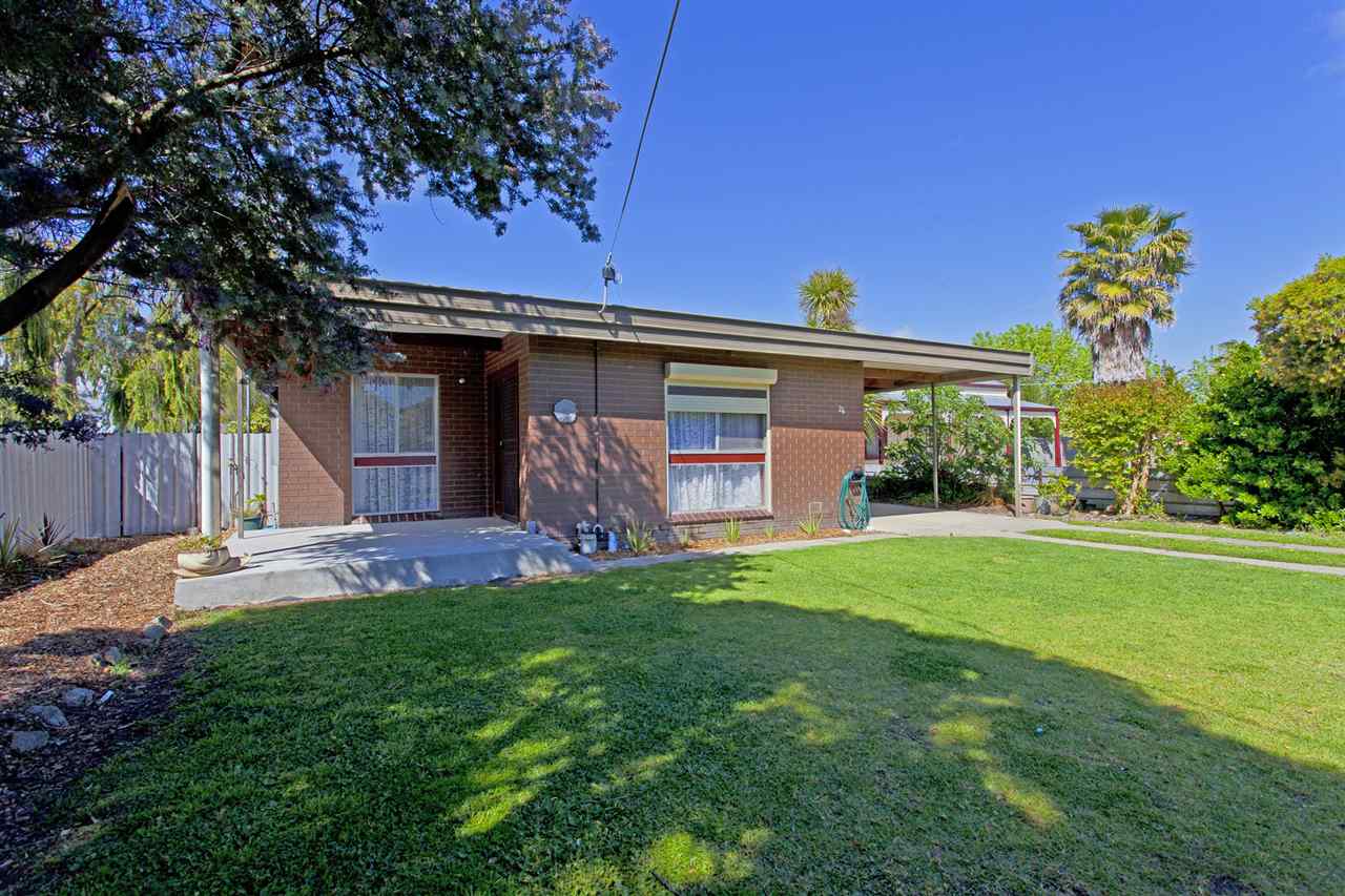 resized-2349823-edit 26 high st chiltern 69.JPG